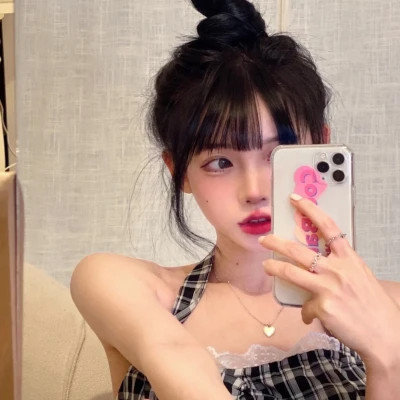 清纯女头像ins高级质感