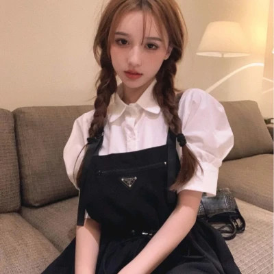 清纯女头像ins高级质感