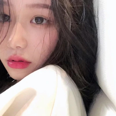 女头像ins高级质感好看