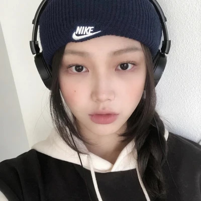 2025女生头像ins高级质感高清超好看