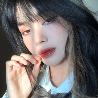 女头像ins风格清晰