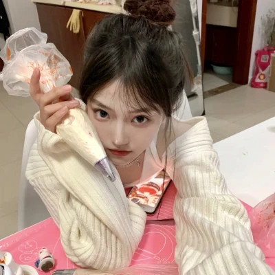 女生ins风高级质感头像