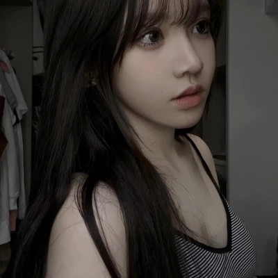 女生ins风高级质感头像