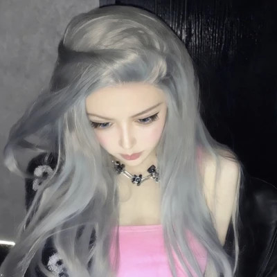qq女生头像ins高级质感