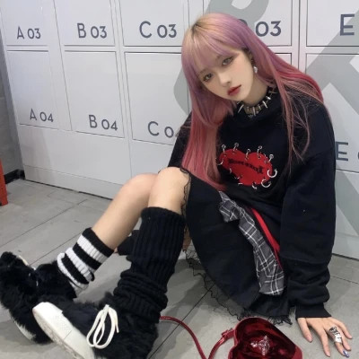 qq女生头像ins高级质感