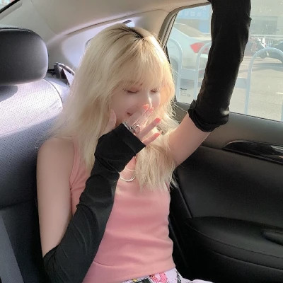 qq女生头像ins高级质感