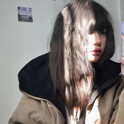 女生头像ins高级质感真实