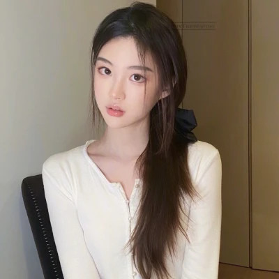 女生头像ins高级质感真实