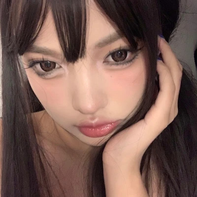 女生头像ins高级质感真实