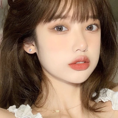 女生头像ins高级质感真实