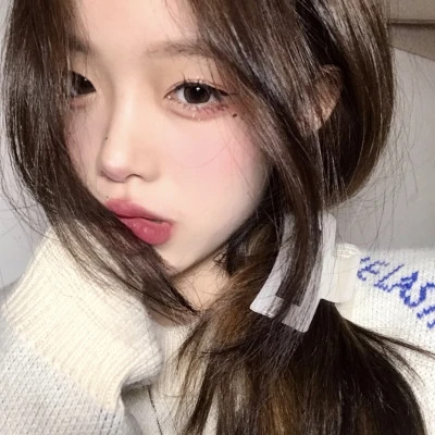 女生头像ins高级质感真实