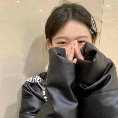 女生头像ins高级质感真实
