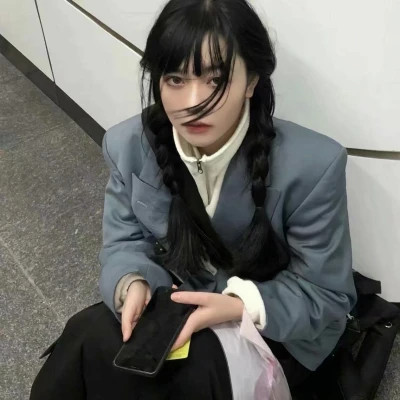 女生头像ins高级质感真实