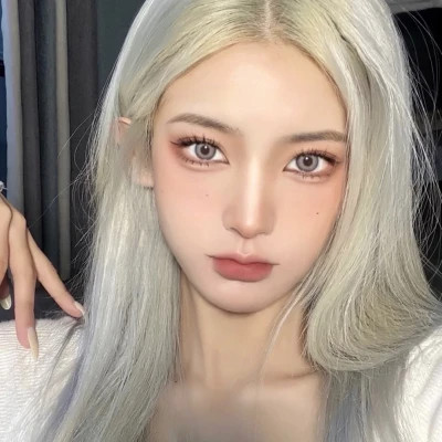 女生头像ins高级质感真实