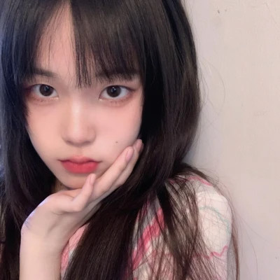 头像图片2025ins女生