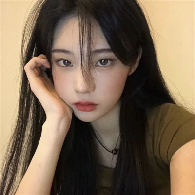 ins超火女生头像高清真人