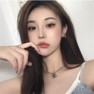 ins超火女生头像高清真人
