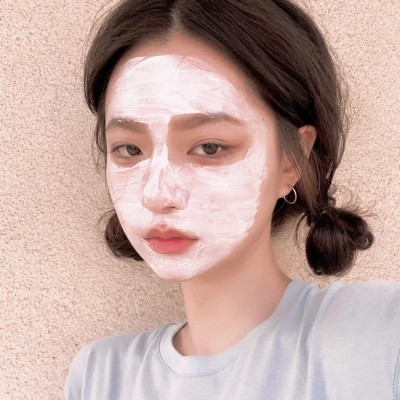 吸引人真人正脸美女微信头像