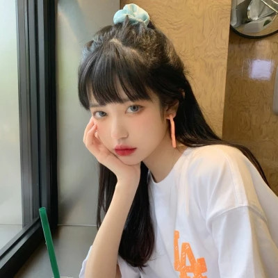 2025最新女头像图片