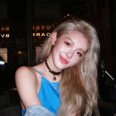 好看的头像女真人
