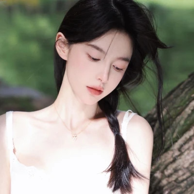 好看的头像女真人