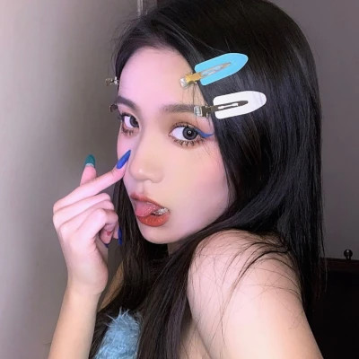 好看的头像女真人
