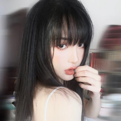 微信的真人版女头像