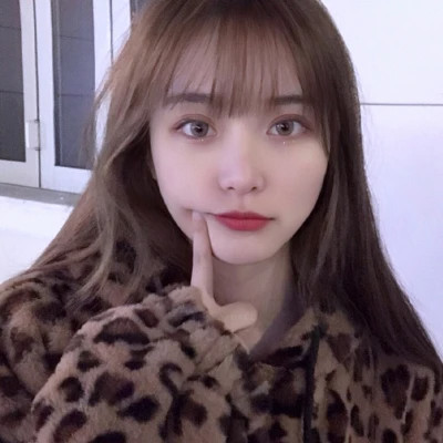 微信的真人版女头像