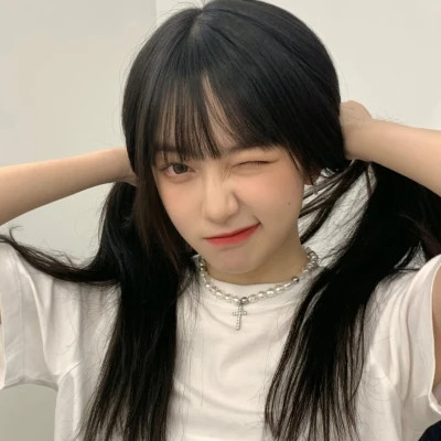 微信的真人版女头像
