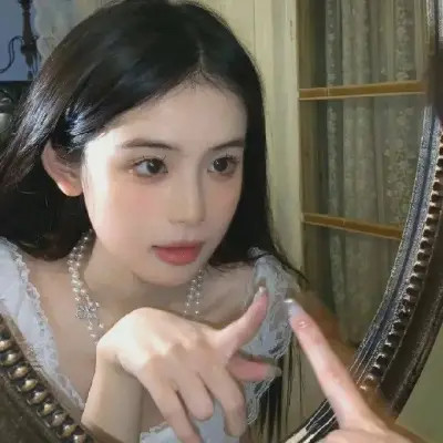 好看的美女真人头像