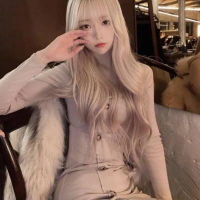 比较媚的女生头像图片