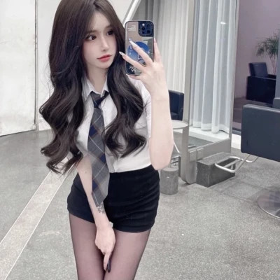 撩人的头像女真人