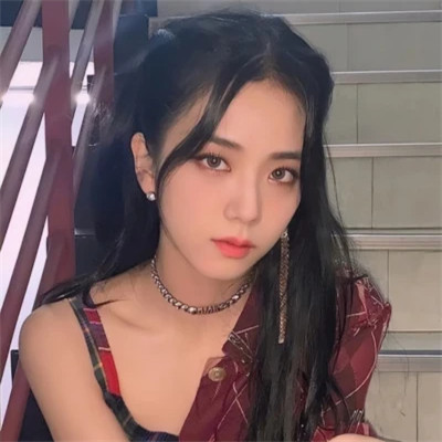 好看的JISOO头像照片
