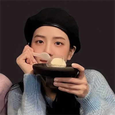 好看的JISOO头像照片