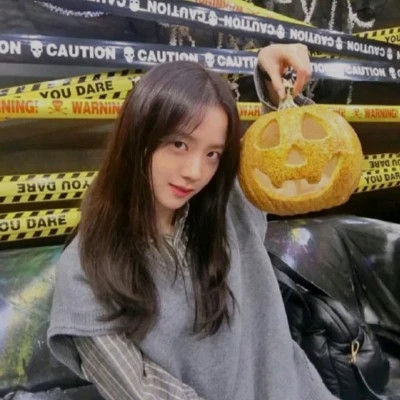 好看的JISOO头像照片