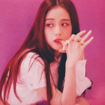 好看的JISOO头像照片