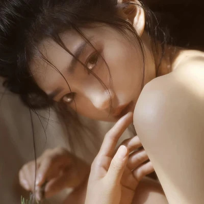 气质高冷优雅头像女生