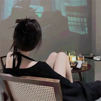女生头像高级质感冷艳气质图片