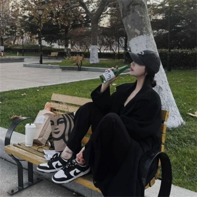 女生头像高级质感冷艳气质图片