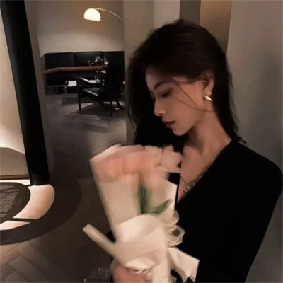 妩媚高冷女生头像图片