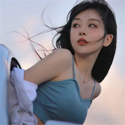 妩媚高冷女生头像图片