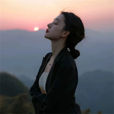 妩媚高冷女生头像图片