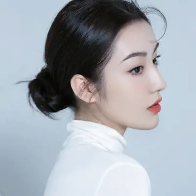 冷艳霸气女生头像图片高清