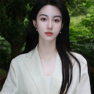 精致冷艳女生头像图片
