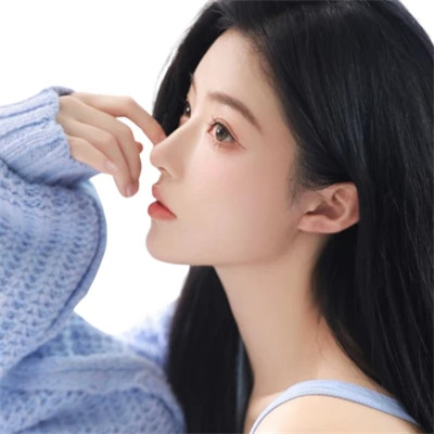 精致冷艳女生头像图片