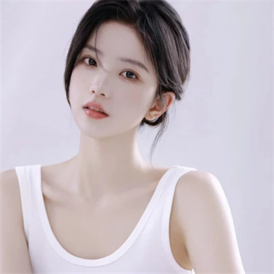 精致冷艳女生头像图片