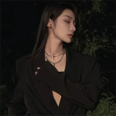 冷艳风头像女生高清图片