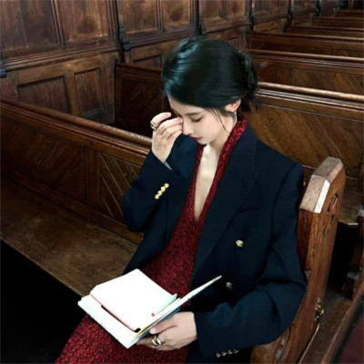 冷艳风头像女生高清图片