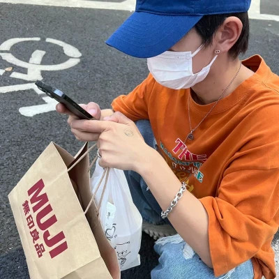 2025男生头像帅气微信真人图片