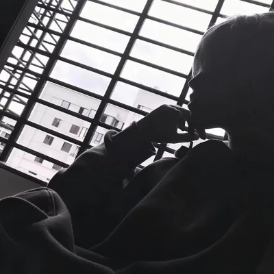 2025男生头像冷酷帅气真人